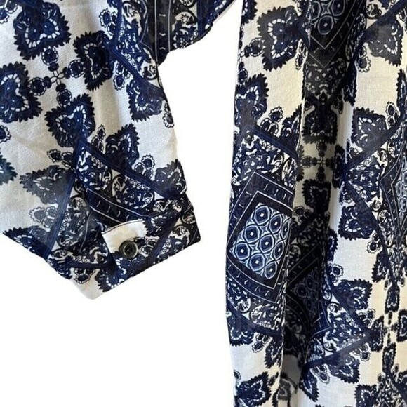 Sans Souci Blue Oversized Geo Print Blouse Size Small - Picture 4 of 5